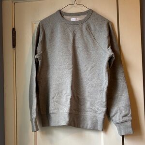 Everlane Woman’s Sweatshirt